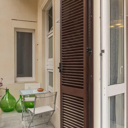 Bed and Breakfast Le Giravolte 3*