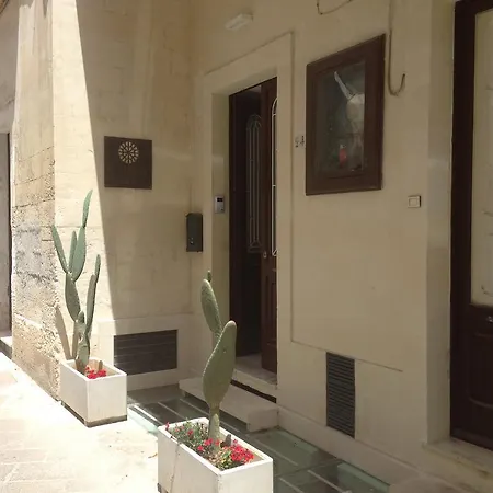 Bed and Breakfast Le Giravolte Λέτσε