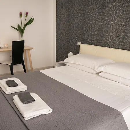 Le Giravolte Λέτσε